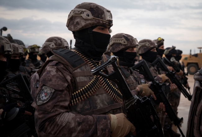Afrin’de güvenlik özel harekat timlerine emanet